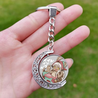 Anime Made In Abyss Figura kulcstartó Riko Nanachi Rajzfilmfigura üveg forgatható medál kulcstartó Divatos ékszerek férfiaknak nők