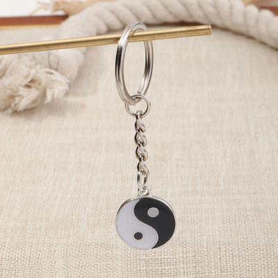 Breloc cu cireșe de cristal roșu pentru femei Breloc drăguț cu fructe Bărbați Breloc cu pandantiv pentru mașină Breloc pentru geanta pentru fete Bijuterii de modă Accesoriu