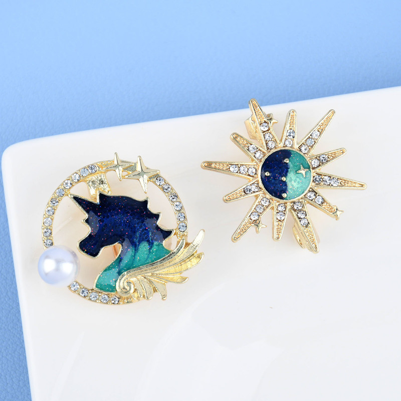 Seria Starry Sky Broșă Unicorn Fantasy Blue Universe Starry Sky Broșă Soare Personalitate Design Ace îmbrăcăminte
