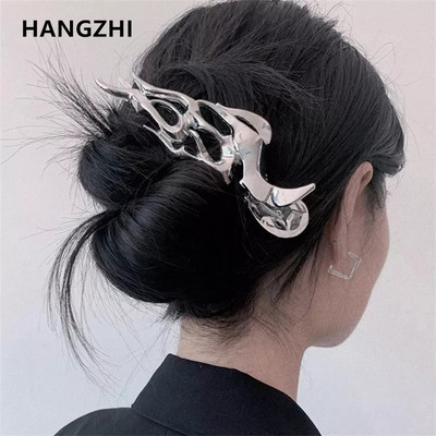 HangZhi 2022 Punk Irregular Metal Sense of Luxury Hollow Out Line Exaggerate Personality Shark Clip for Women Trendy Party