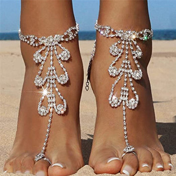 Huitan Trendy Luxury Barefoot Vering Glezen за жени Сребърен цвят/Златен цвят Bling CZ Toe Loop Сандали за крака Женски бижута