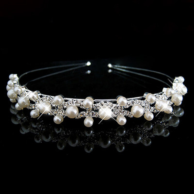Menyasszony fejdísz Hercegnő hajkiegészítők Báli Korona Lány Elegáns Hajpánt Pearl Crystal Esküvői Haj Kiegészítők Fejpánt