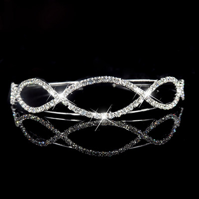 Menyasszony fejdísz Hercegnő hajkiegészítők Báli Korona Lány Elegáns Hajpánt Pearl Crystal Esküvői Haj Kiegészítők Fejpánt