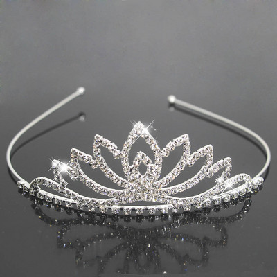 Divat strasszos hercegnő tiaras kristály koronák lányoknak, teljesítmény partikhoz menyasszonyi haj ékszerek esküvői kiegészítők