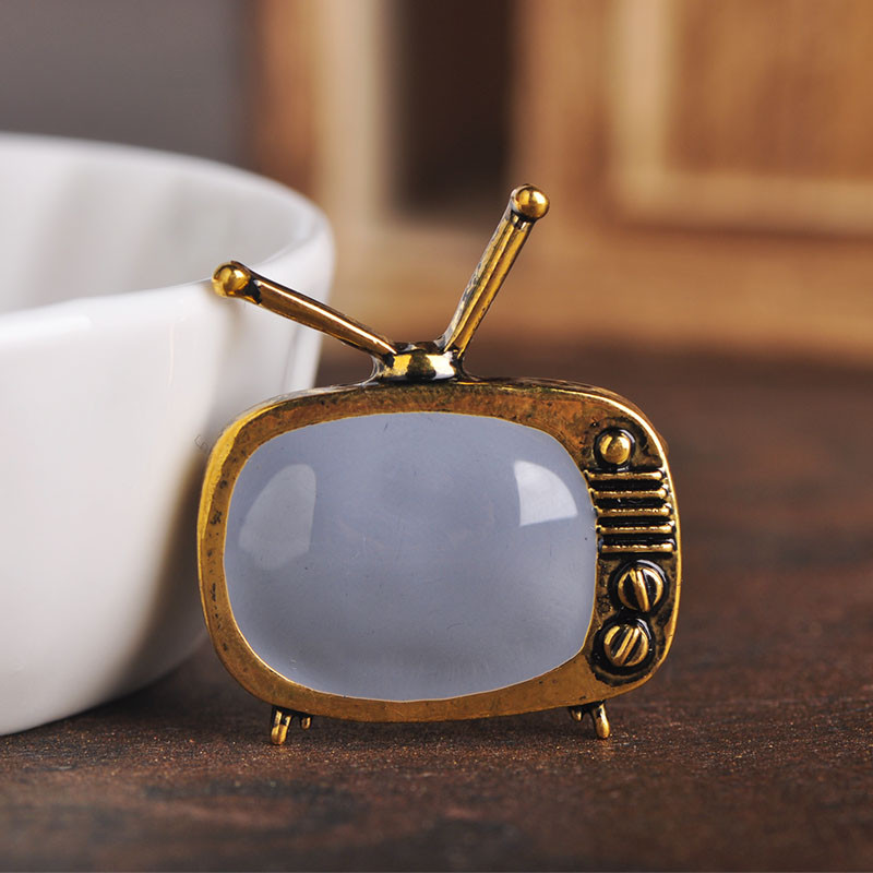 Blucome Classic Vintage TV Televizor în formă de broșă Broșe emailate de culoare aurie Cadou părinți eșarfă guler pulover ace accesorii