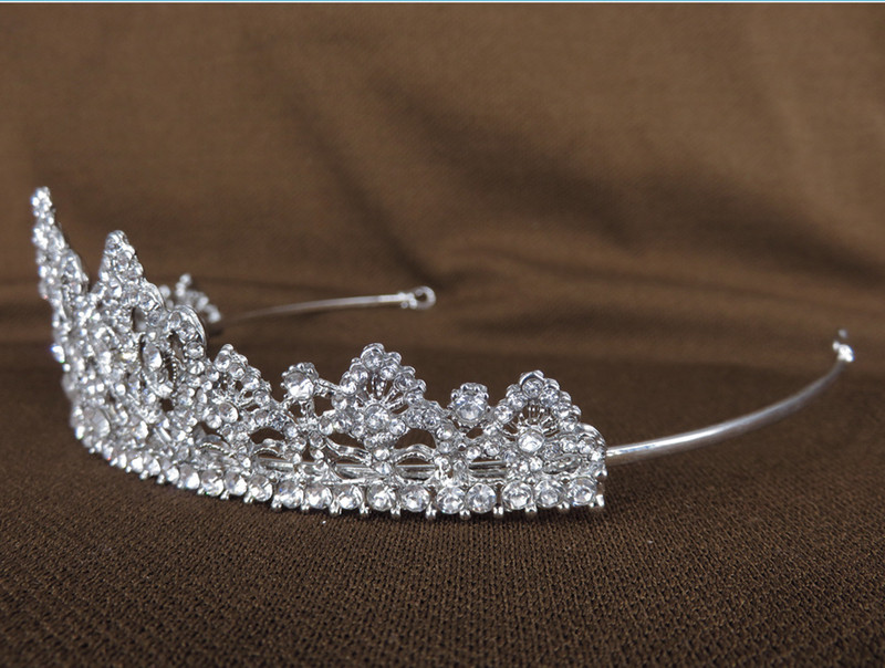 Menyasszonyi Esküvői Korona Hajkiegészítők Strasszkő Tiara Gyermek Születésnapi Party Korona Esküvői Tiara Eljegyzési Kiegészítők Tiara