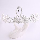 Coroană de prințesă elegantă în formă de lebădă, tiară de perle, ornament de păr cu strasuri, model de nuntă, model de podium de căptușeală lucrată manual