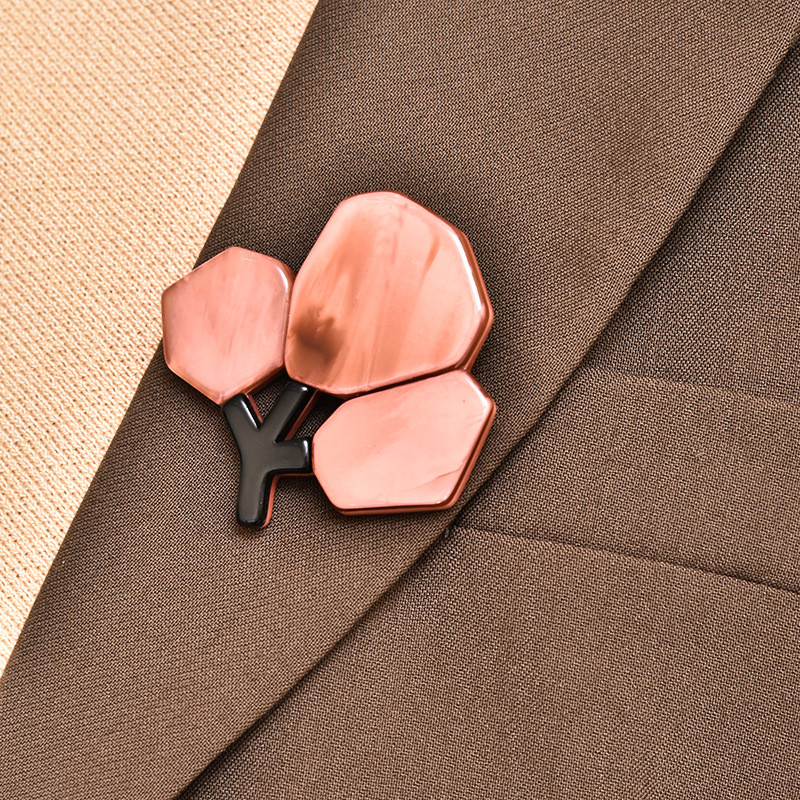 Nouă broșă de maimuță cu creangă cu frunze de copac, broșă cu animale, pentru femei, fete, bijuterii