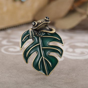 Blucome New Vintage Green Leaf Frog Брошки Жени Мъже Емайл Esmalte Small Animal Brooch Pin Висококачествени бижута жаба Harajuku