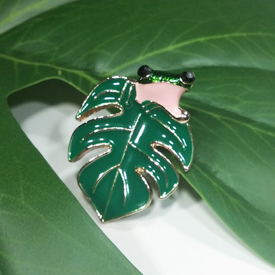 Blucome, broșă broască cu frunze verzi, broaște, femei, bărbați, email, broșă cu animale mici, broșă, bijuterii Harajuku de înaltă calitate.