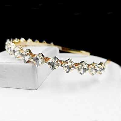 Új menyasszonyi fejdísz és koronás női egyszerű Crystal fejpánt női parti multifunkcionális hajpánt Esküvői hajkiegészítők