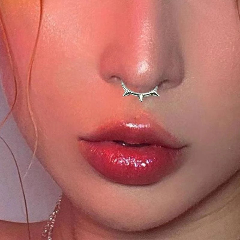1 buc inel punk pentru nas Spike oțel pentru bărbați femei Septum Clicker Rock Ear Helix Septum Piercing Inele bijuterii