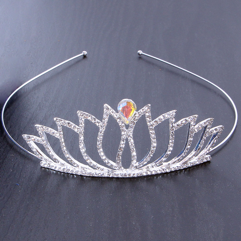 Vestuvių sidabrinė krištolinė karūna Moterų Kalnų krištolas Tiara Princesės Gimtadienio vakarėlis Banketas Plaukų aksesuarai Pamergės aksesuarai
