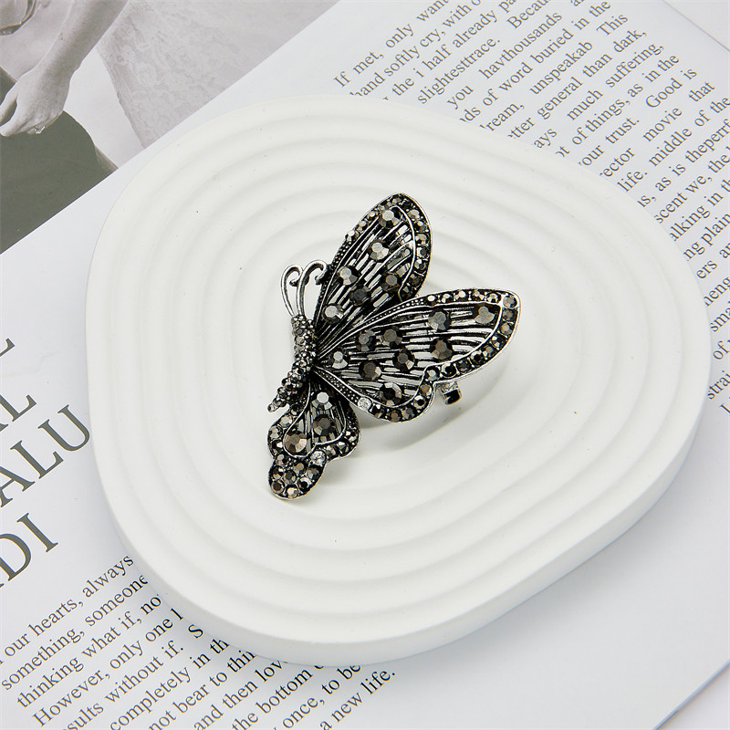 Broșe fluture YAOLOGE pentru femei 2022, broșă din aliaj de zircon, la modă nouă, pentru petrecere, birou, ocazional, insignă, broșă cu rever, ace, cadouri