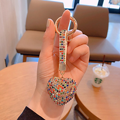 Elegants pilna kristāla sirds atslēgu piekariņš Micro bruģēts sarkans rhinestones romantisks mīļāko soma piekariņi auto atslēgu piekariņu turētājs rotaslietas mammai dāvana