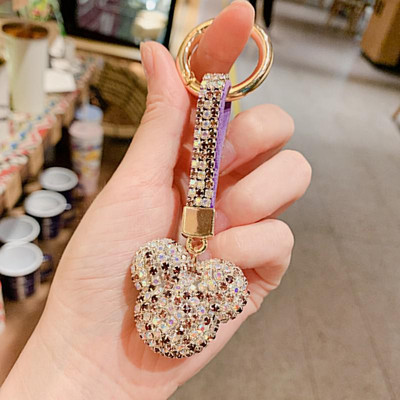 Elegants pilna kristāla sirds atslēgu piekariņš Micro bruģēts sarkans rhinestones romantisks mīļāko soma piekariņi auto atslēgu piekariņu turētājs rotaslietas mammai dāvana