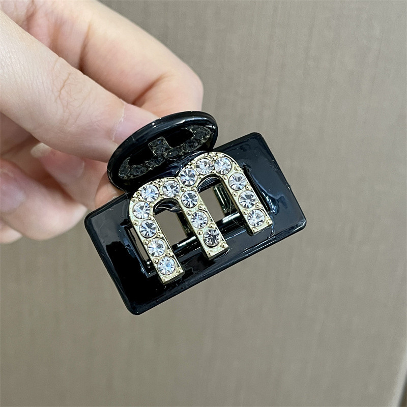 Agrafă pentru coadă de cal pentru fete, 2022, clemă de păr din acrilic, de înaltă calitate, cu strass, litera M, accesorii de păr pentru femei