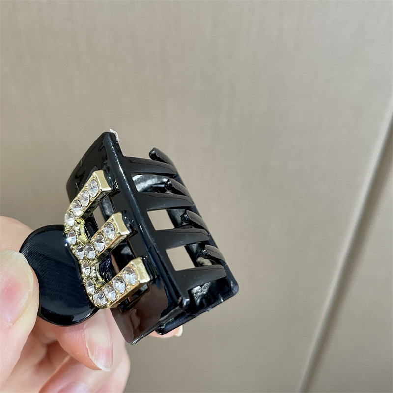 Agrafă pentru coadă de cal pentru fete, 2022, clemă de păr din acrilic, de înaltă calitate, cu strass, litera M, accesorii de păr pentru femei