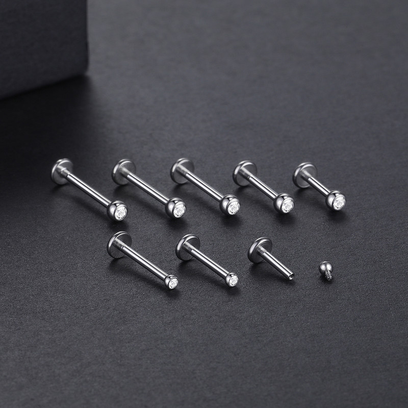 1 DB Titanium CZ ajakgyűrű Stud Helix Piercing Oreja belső szál drágakő fülporc Tragus piercingek Daith fülbevaló stud 16G