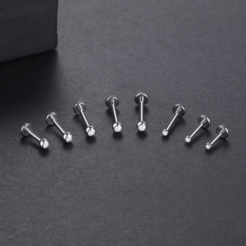 1 DB Titanium CZ ajakgyűrű Stud Helix Piercing Oreja belső szál drágakő fülporc Tragus piercingek Daith fülbevaló stud 16G