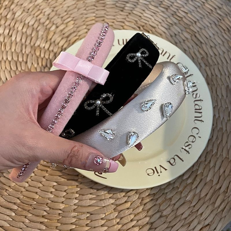 Retro traka za glavu od bisera i cirkona, spužvasta traka za kosu s mašnom od štrasa za žene Luksuzni, vrhunski elegantni nakit za zabave