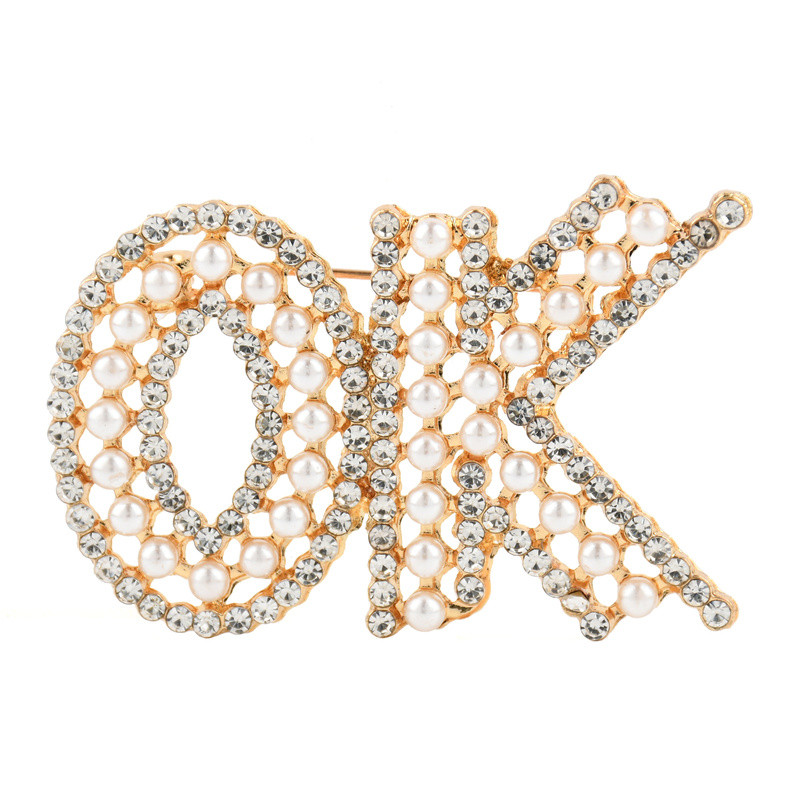 Perla 2 culori Literă OK Broșe pentru femei Cuvinte strălucitoare Litere Birou Broșă Casual Pin Cadouri