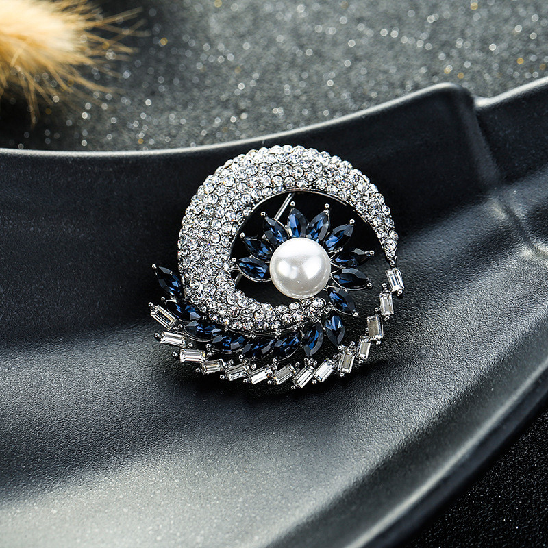 Xingyunday Fashion elegáns sötétkék/fehér kristály virágos bross nőknek Laday finom mikro burkolt cirkon ékszerek