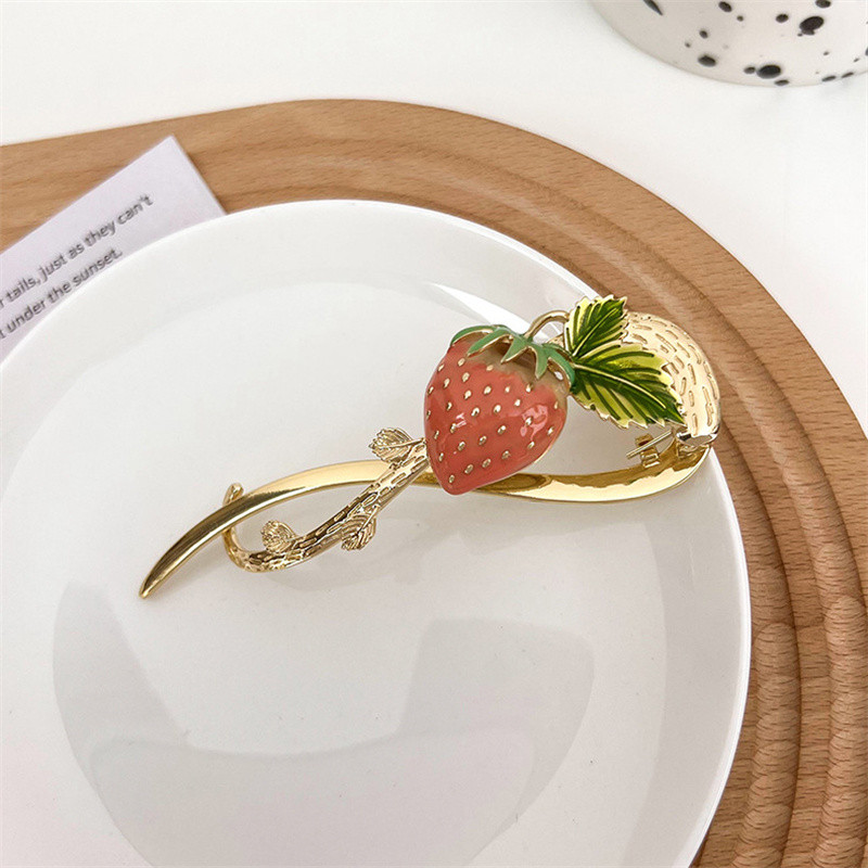 2022 de vară drăguț căpșuni agrafe de păr fetiță dulce un cuvânt clemă elegantă gheare de păr din metal accesorii de păr femei