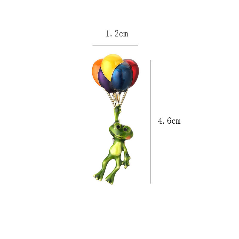 Noua broșă de broască cu animale amuzante personalizate cu smalț Accesorii elegante pentru femei din desene animate