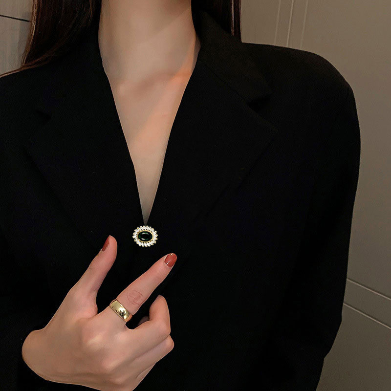 Broșă cu cataramă anti-lumină, retro, verde, cu formă de geometrie, broșă mică cu zircon AAA, pentru femei, accesorii, ace de guler