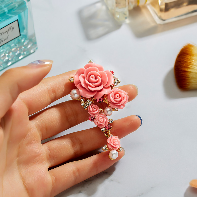 RINHOO Broșe cu flori de trandafir roz dulce pentru femei, cu strasuri, pentru petrecere de nuntă, cu flori, ace, bijuterii de îmbrăcăminte de modă