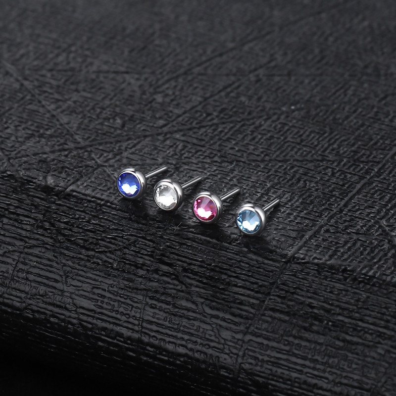 1PC titan CZ fără fir Push in inele labret piercing bijuterie de sus ureche cartilaj Helix piercing nară Stud bijuterii sexy pentru corp