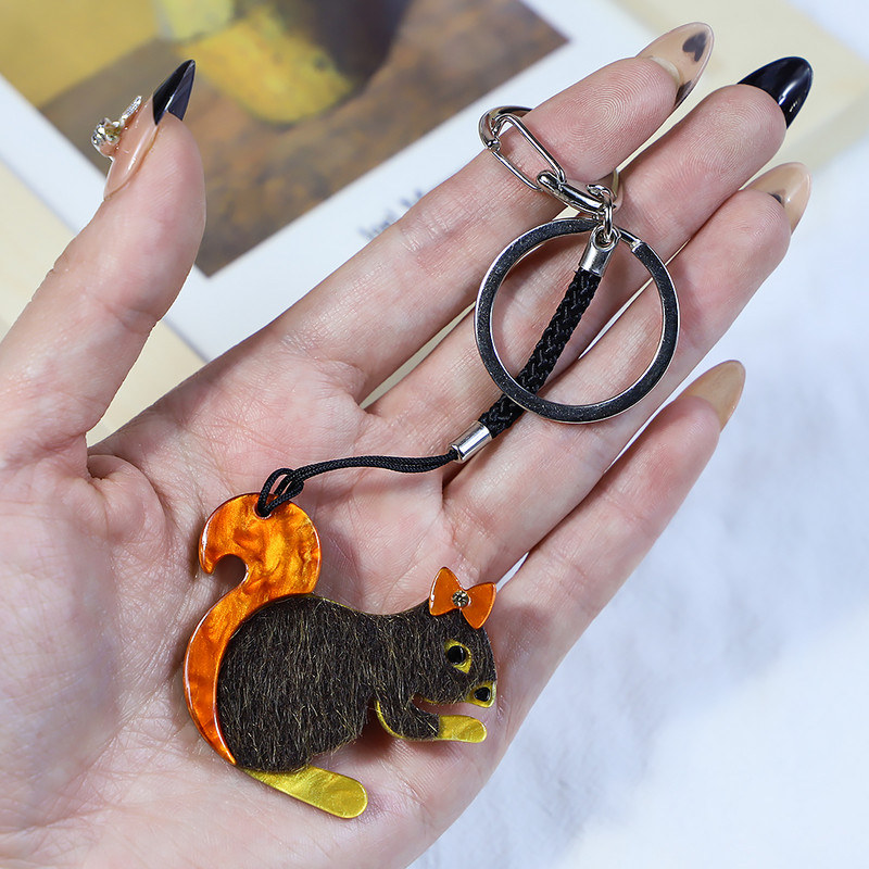 Ručne vyrobená arcylická kľúčenka s veveričkou z nehrdzavejúcej ocele, kľúčenka pre ženy a dievčatá, darčeky, šperky a doplnky.