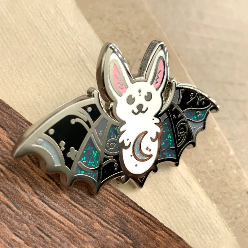 Desen animat drăguț de culoare argintie liliac din lună stele email pin insignă bricolaj drăguț broșă rucsac rever guler ace bijuterii fani cadou