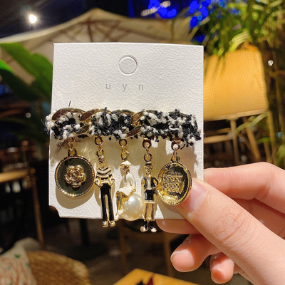 Broșă cu ciucuri de perle de lux Numărul 5 Broșă Cadou pentru fete Accesorii Geantă Îmbrăcăminte pentru femei Pin pentru bărbați Cadou Bijuterii