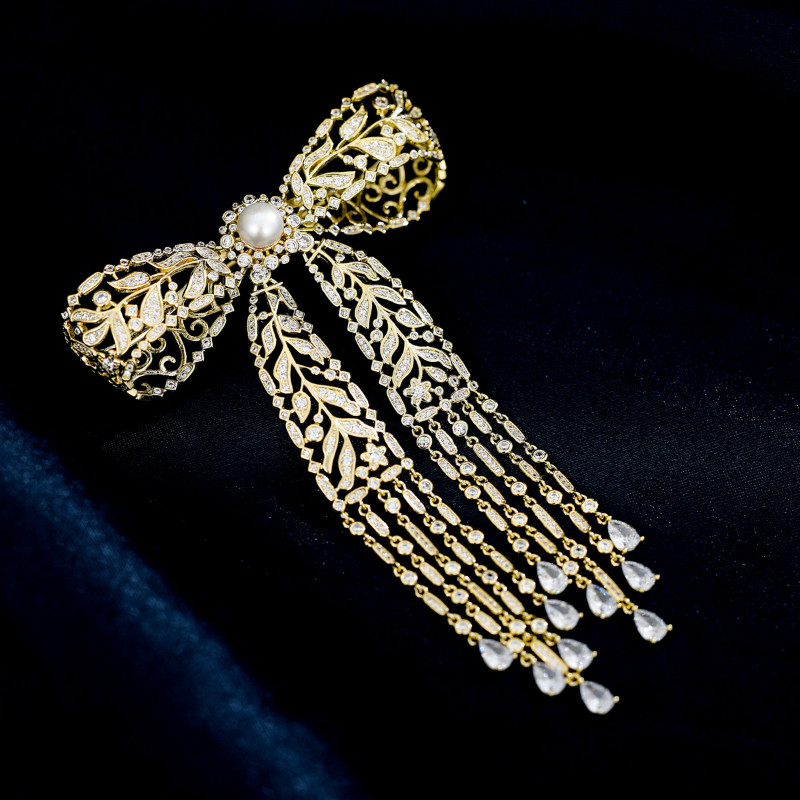 Elegantni luksuzni nakit Broš s resicama od kubičnih cirkona Sjajne mašne Broševi Temperamentni slatkovodni biser Igla s mašnama Ženski dodaci