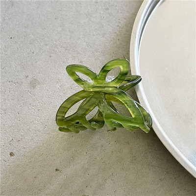 Acetat Fluture Grab Agrafă de păr Hollow Bow Acele de păr Dimensiuni mici Suporturi pentru coadă de cal pentru gheare de păr pentru femei 4.3x3CM