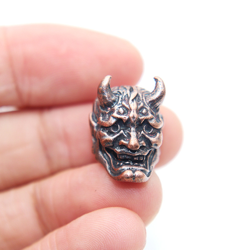 Japanese Ghost Hannya maszk Sárgaréz Kulcstartók Medálok Vintage Paracord Kötél Kés Gyöngyök EDC Kültéri Szerszám Barkács karkötők Kiegészítők