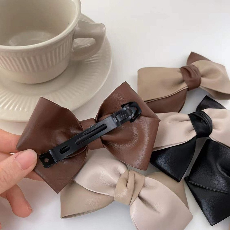 Iarna 2022, la modă, din piele PU, clemă de primăvară, clemă laterală pentru breton, clemă retro, cu trei straturi, culoare contrastantă, ac de păr