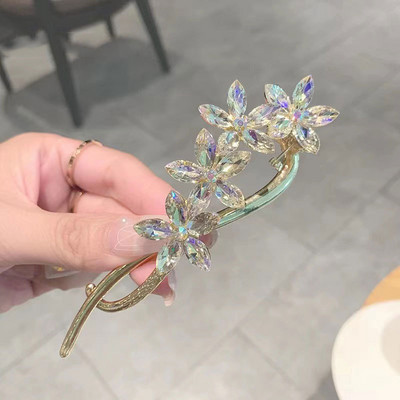 Agrafă de răsucire a frunzelor de ginkgo de modă de epocă Agrafă de broască Clip de căpșuni fluture Agrafă de banană Agrafă de păr elegantă cu strasuri pentru femei