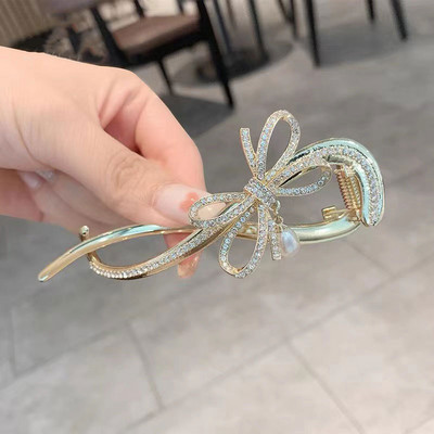 Agrafă de răsucire a frunzelor de ginkgo de modă de epocă Agrafă de broască Clip de căpșuni fluture Agrafă de banană Agrafă de păr elegantă cu strasuri pentru femei