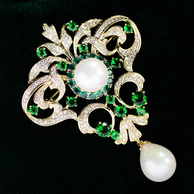OKILY Vintage Court Style CZ brossok Luxus AAA cirkon bojt brosstűk Elegáns hangulatú koronás koronás női kabát ékszerek