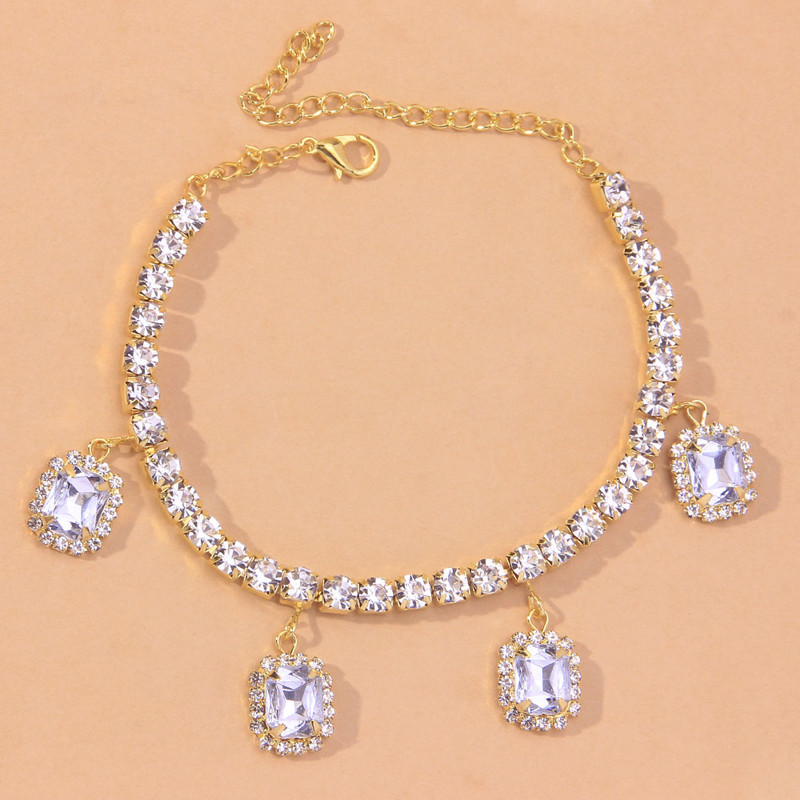 Stonefans gleznă cu pandantiv de cristal de lux pentru femei.