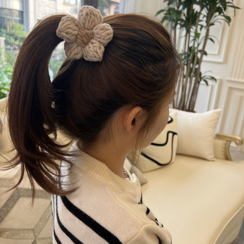 Agrafă de păr cu flori tricotată pe două fețe 2022 Iarna Nouă Modă Avansată Agrafă de păr de crab Gheara de păr Accesorii de păr pentru femei