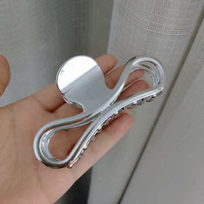 Versiune coreeană Metal Geometric Ac de păr Bowknot Hollow Grab Clip de păr Duckbill Clip Femei Accesorii de păr