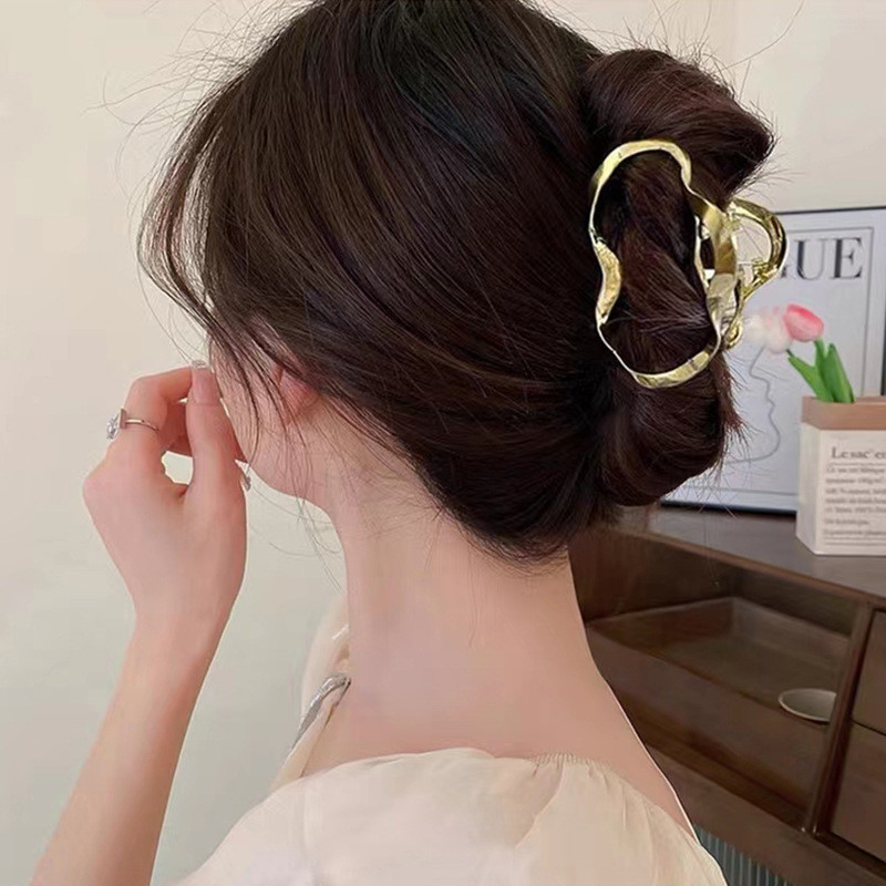 Versiune coreeană Metal Geometric Ac de păr Bowknot Hollow Grab Clip de păr Duckbill Clip Femei Accesorii de păr