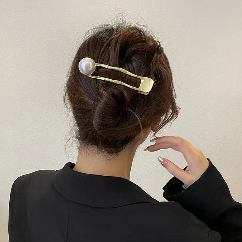 Versiune coreeană Metal Geometric Ac de păr Bowknot Hollow Grab Clip de păr Duckbill Clip Femei Accesorii de păr