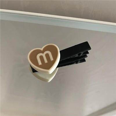 Moda coreeană Litera M Agrafă Rășină LOVE Heart Agrafe Accesorii pentru păr pentru femei Barrette