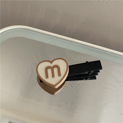 Moda coreeană Litera M Agrafă Rășină LOVE Heart Agrafe Accesorii pentru păr pentru femei Barrette