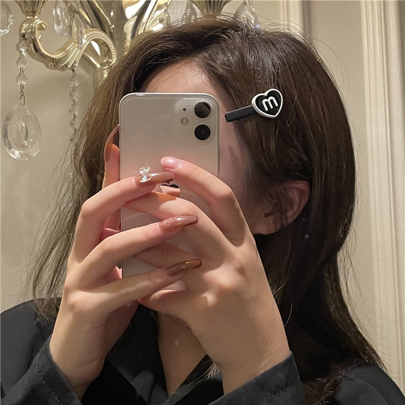Moda coreeană Litera M Agrafă Rășină LOVE Heart Agrafe Accesorii pentru păr pentru femei Barrette